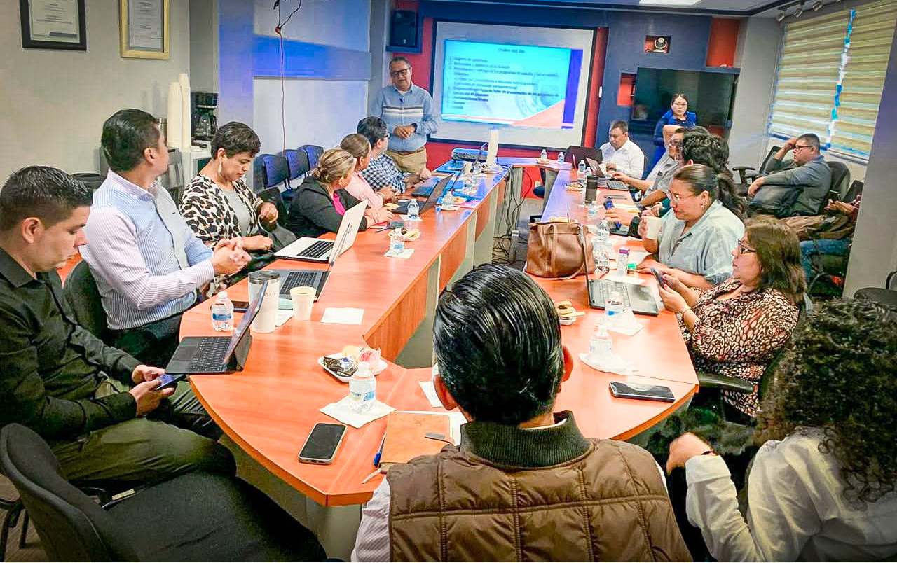 La UAGro realiza taller para fortalecer la implementación del nuevo plan de estudios en Educación Media Superior